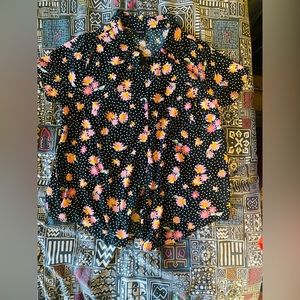 15% OFF (2 items) FREE Shipping (3+ items)